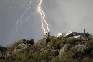 535540_10200388765312214_652774608_n