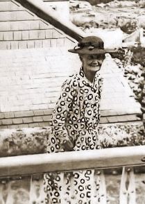 Helena Peterson (nee Every) - had a bakery