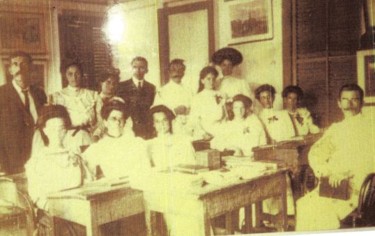 Group of Johnson's & other important people of Statia in the early nineteen hundreds