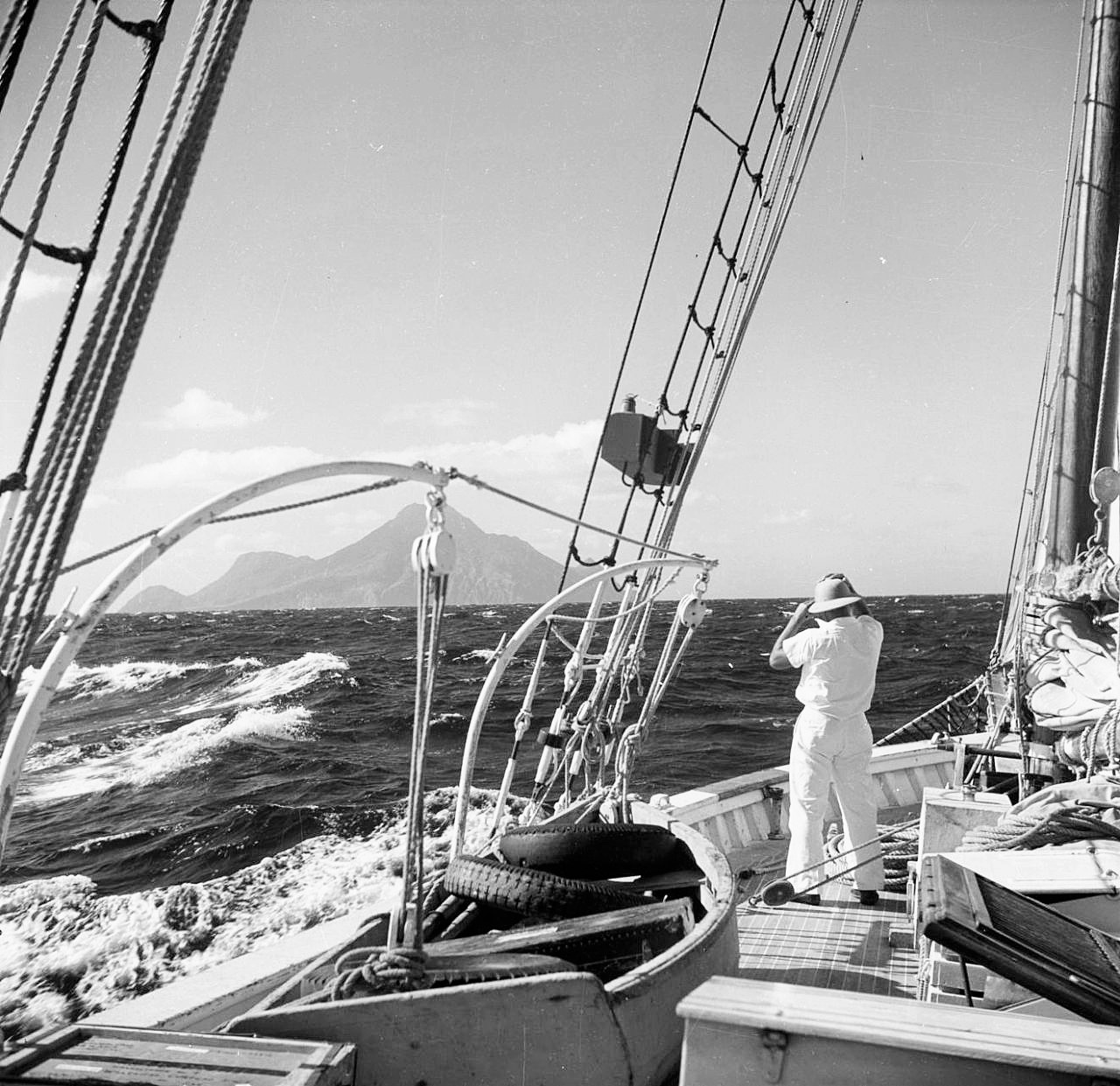 4aaf8dcc772ef7a78f749b1edf0f04163d8e94ccaf3e889cad99d375bc2f0669