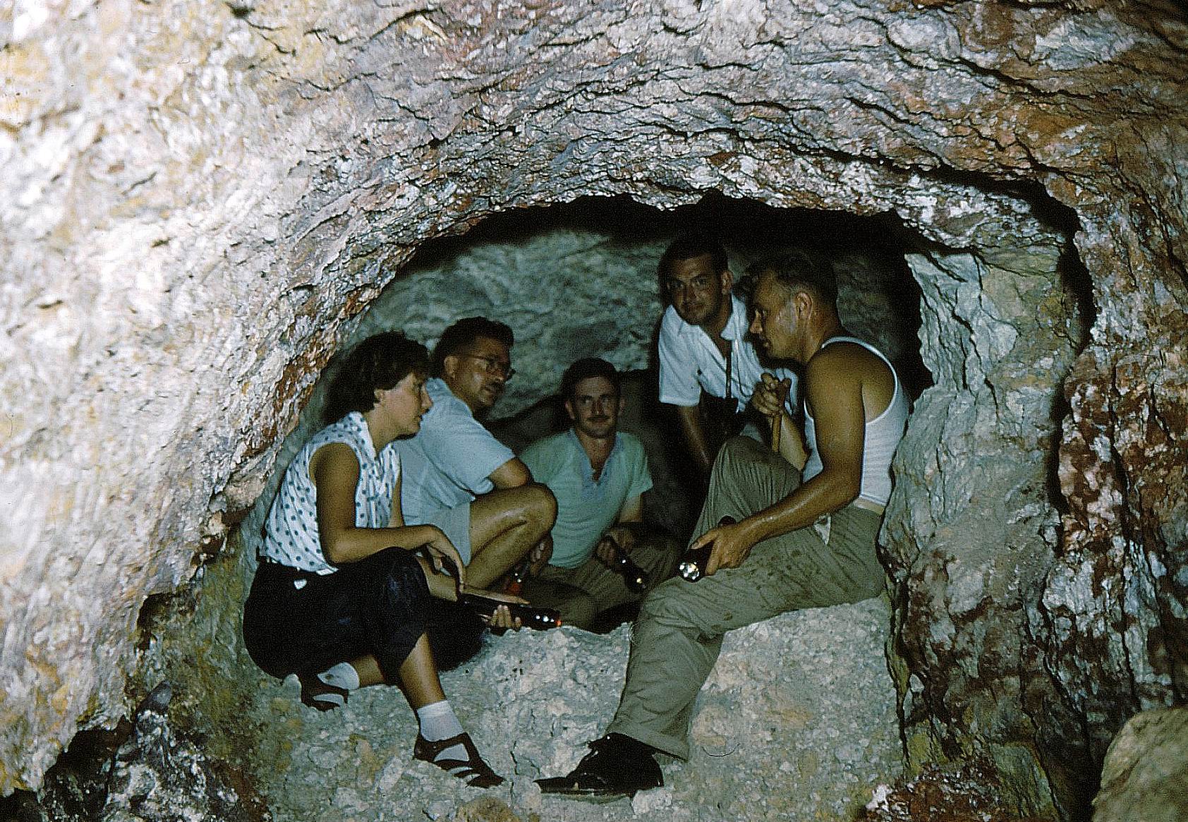 138 - Saba-1956-58 - Sulphur mine - fltr AM Van Scheepen-Unknown-Unknown-Doctor Ferwerda-Police officer