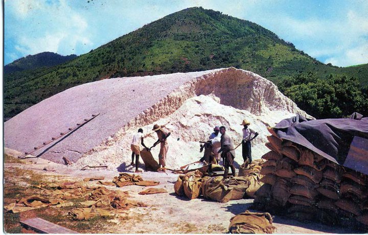 285509_213212458725551_100001103964135_599032_7080714_n