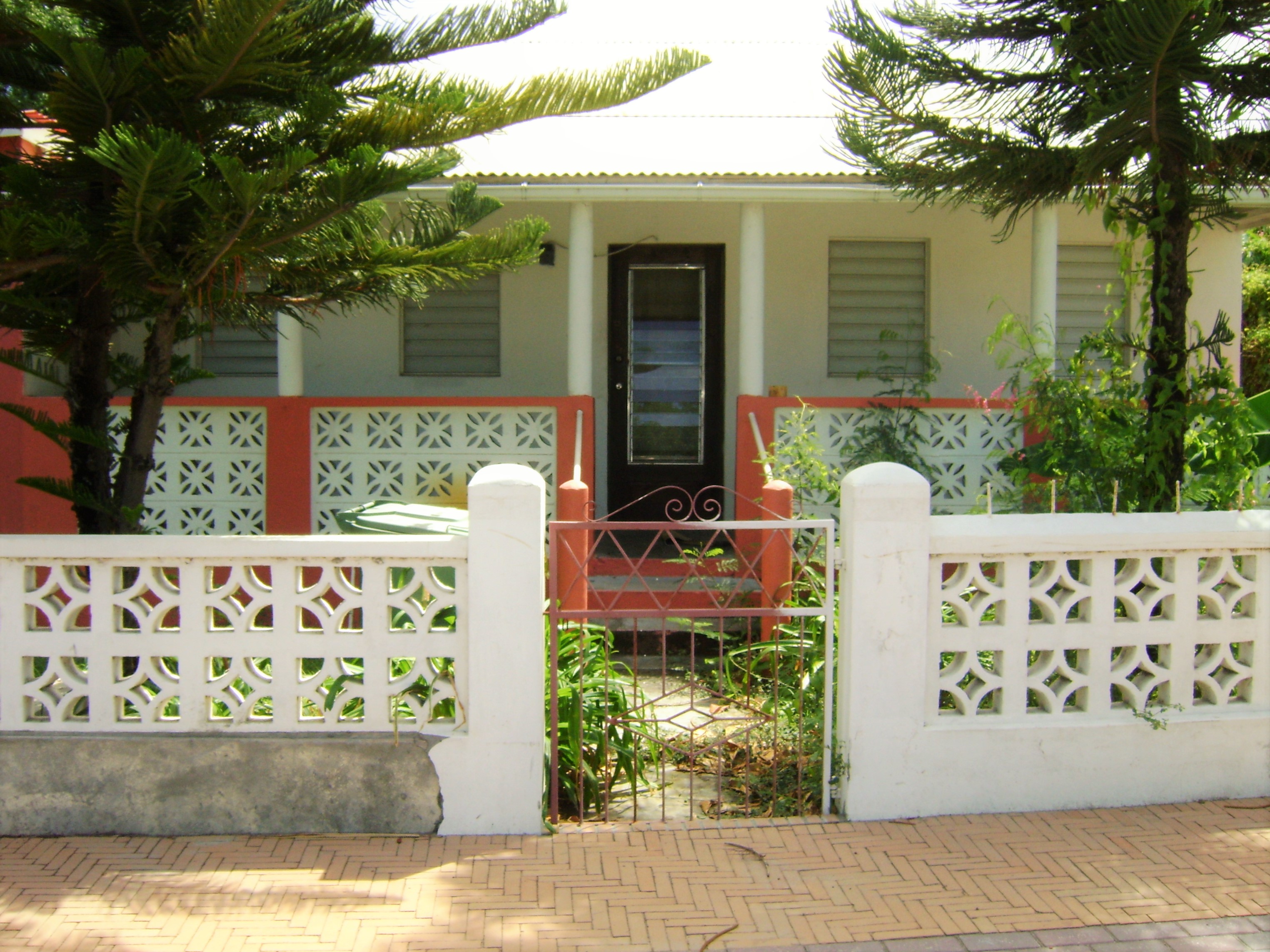 miss-paula-dorner-house-2