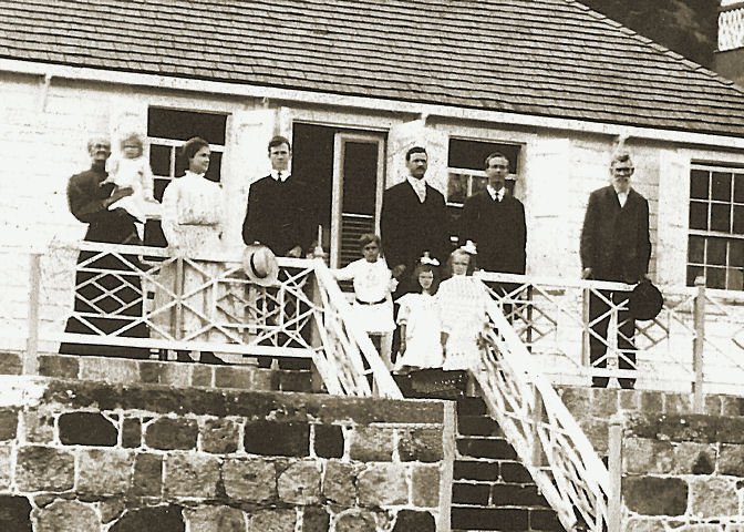 207365_10150150212803686_1349693_n