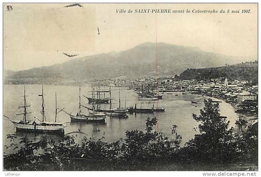 234_001_depts-divers-martinique-ref-d916-saint-pierre-la-martinique-st-pierre-la-martinique-avant-la-catastrophe