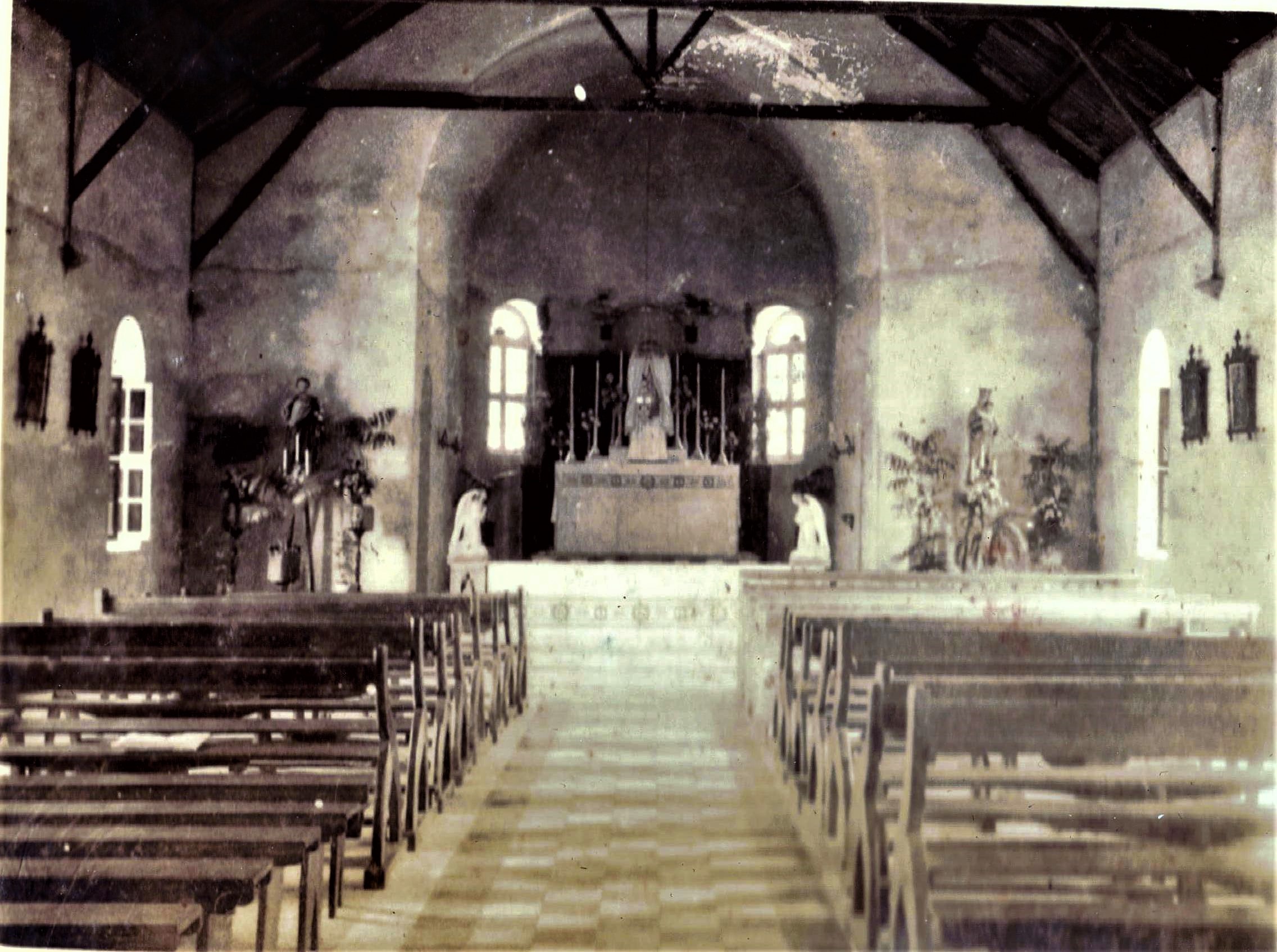nterior of New R.C. church in The Bottom 1935.