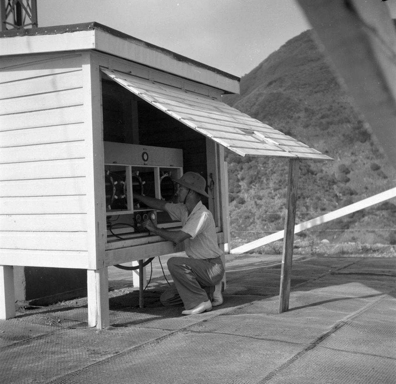 59f24c781d847d4b6135dc02eed9d26a530b70a0d81c18f229e750cb1d0ea8c5